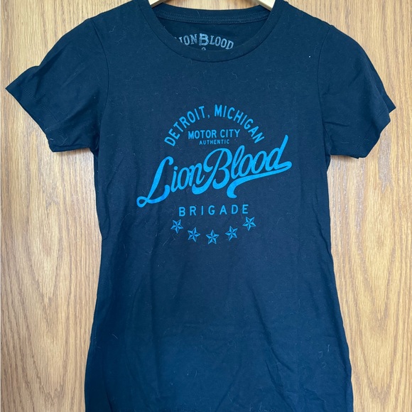 Detroit Lions LionBlood Size Small Tee - Picture 1 of 3